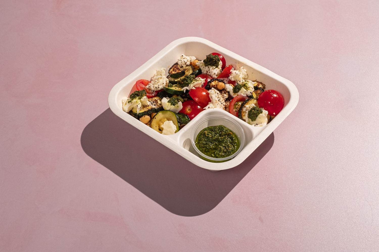 Mozzarella, courgette, chickpeas + pesto salad