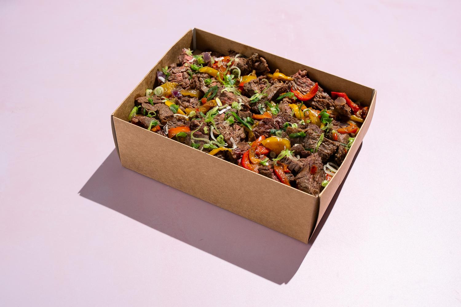 Roasted beef, peppers + red onion