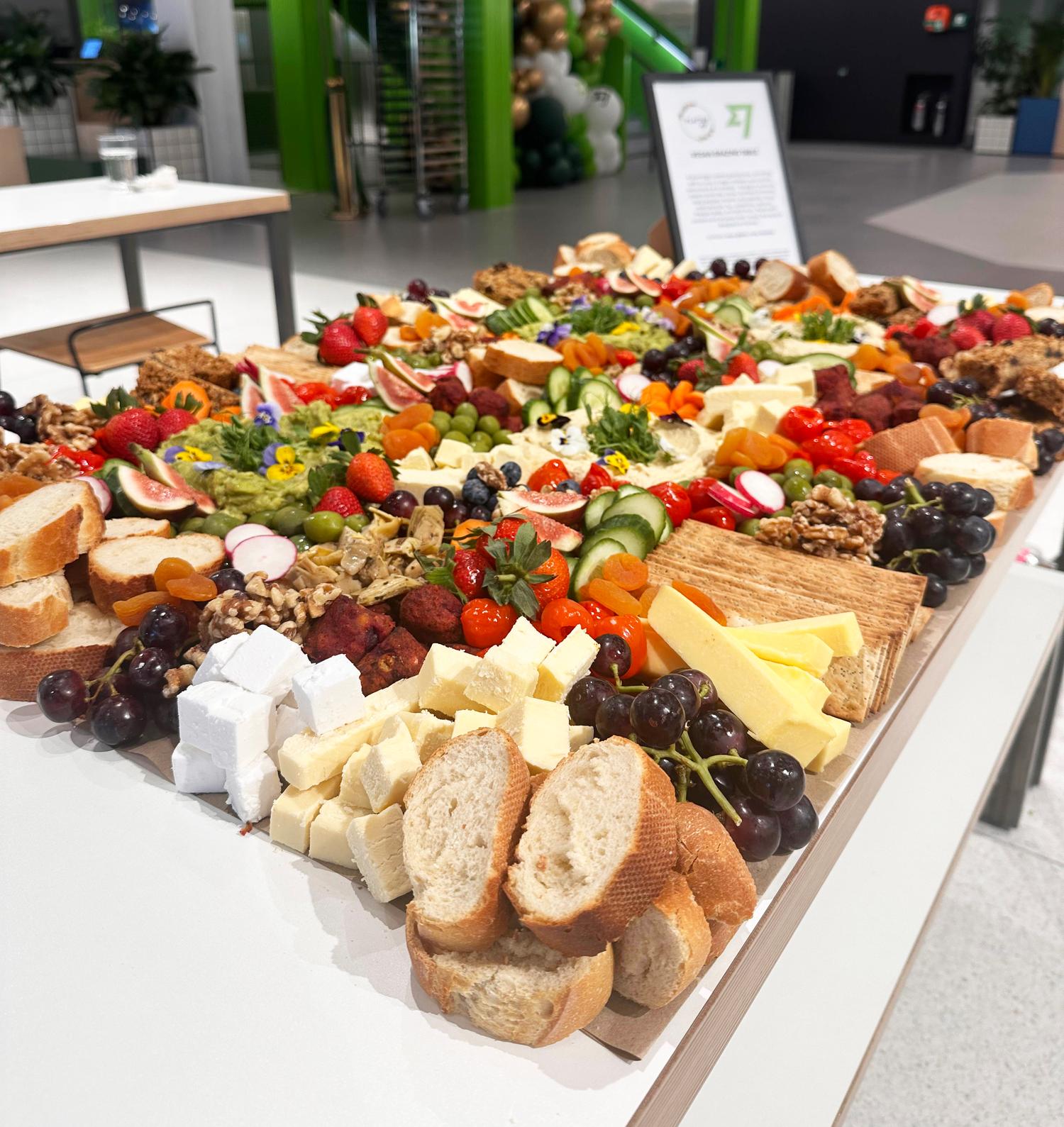 1 Metre Vegan Grazing Table - Feeds 30