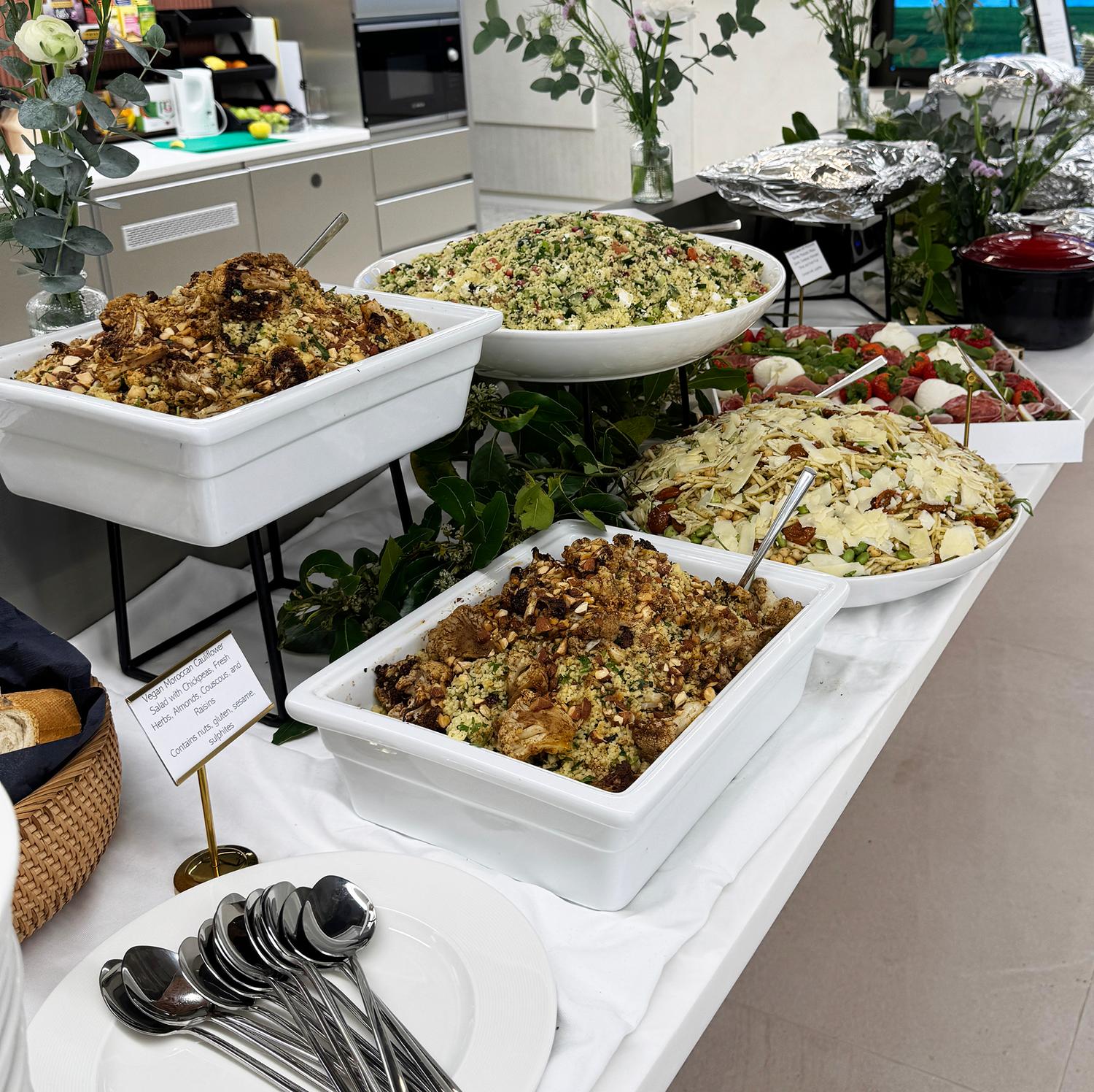 Pop-Up Hot Lunch Table for 30+ Guests