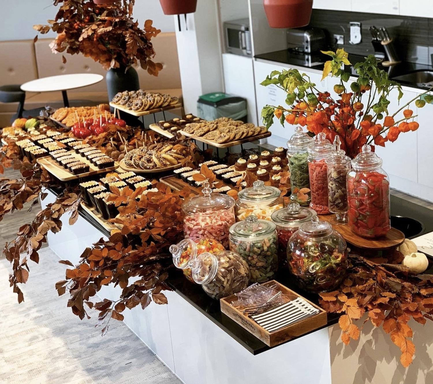 Cold Halloween Pop-Up Lunch Table for 45 + People