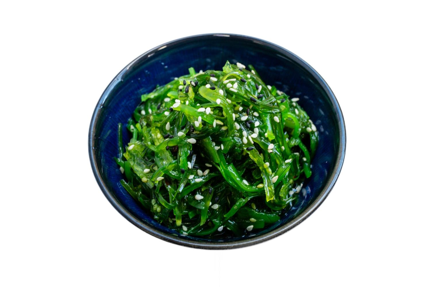 Seaweed salad (Wakame) 