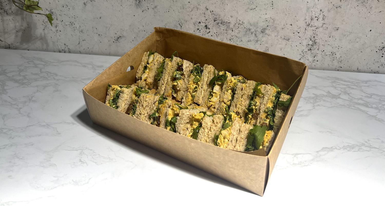 Sandwich box (16 pieces)