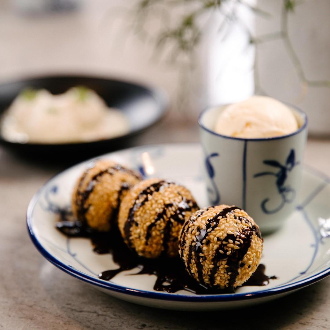 Chinese Wonka Chocolate Dumplings (30 Pieces)