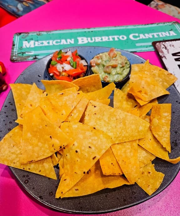 Chips, Guacamole & Pico de Gallo