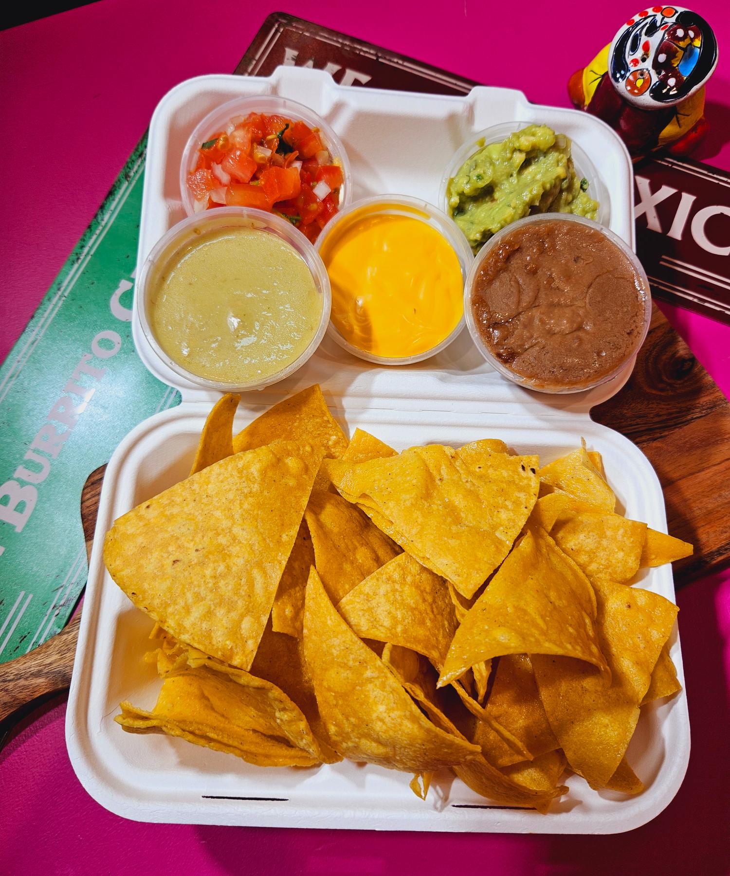 5 Amigos Dip & Chips
