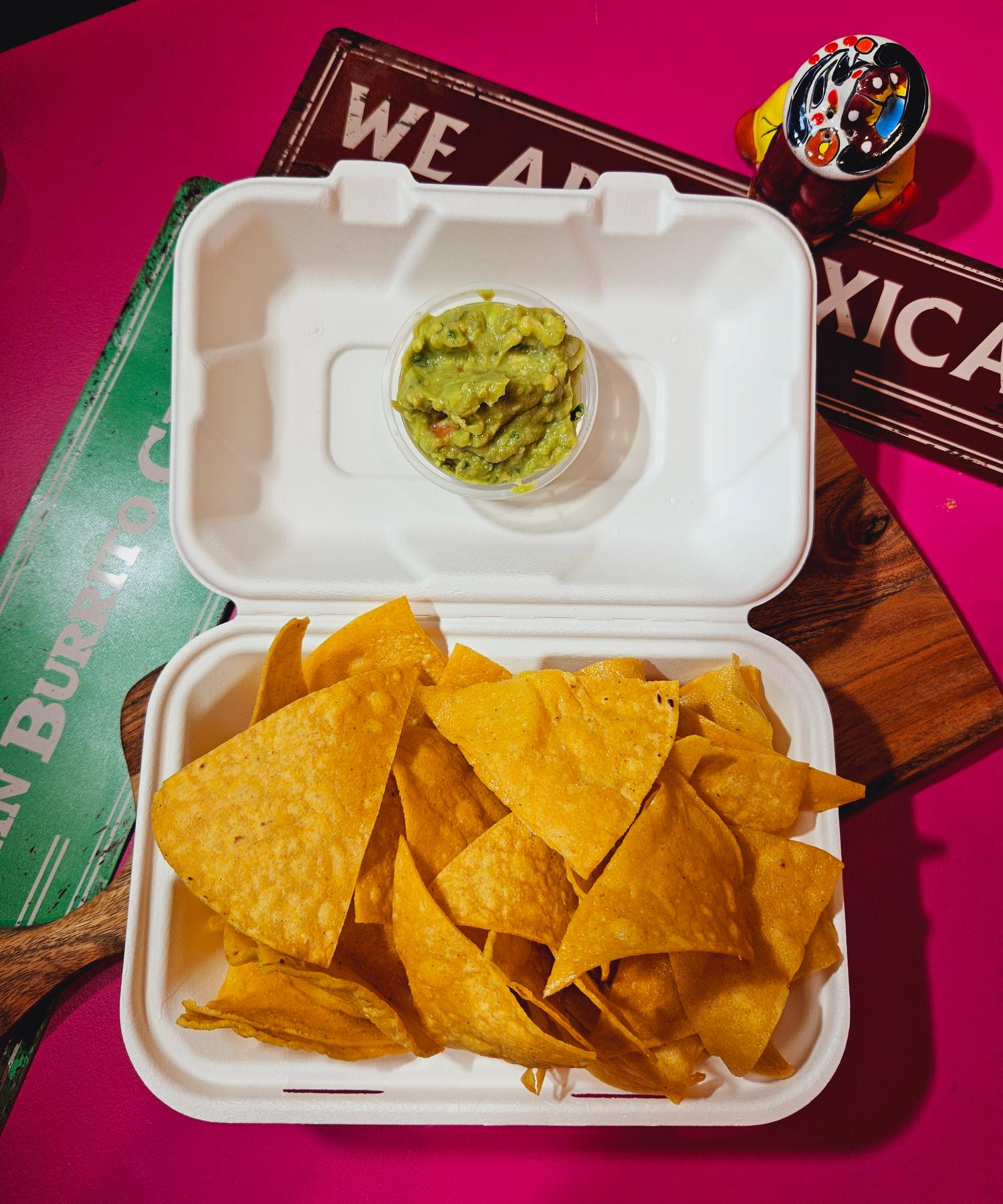 Guacamole & Corn Chips