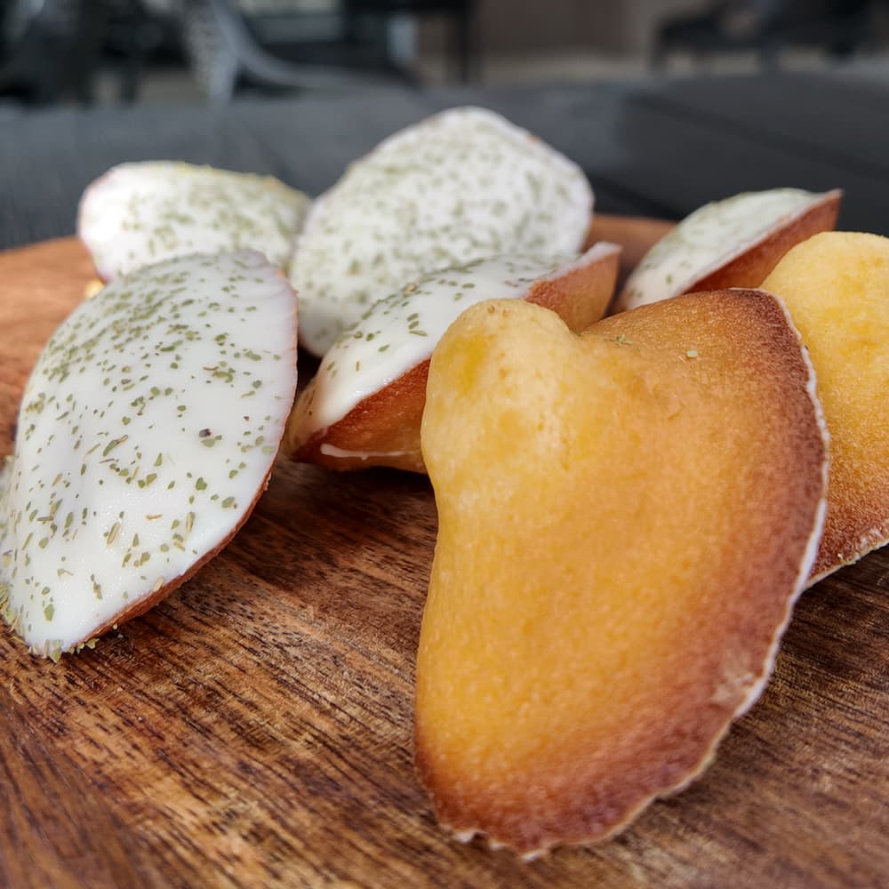 Madeleine Lemon & Aniseed Myrtle Curd, White Choc