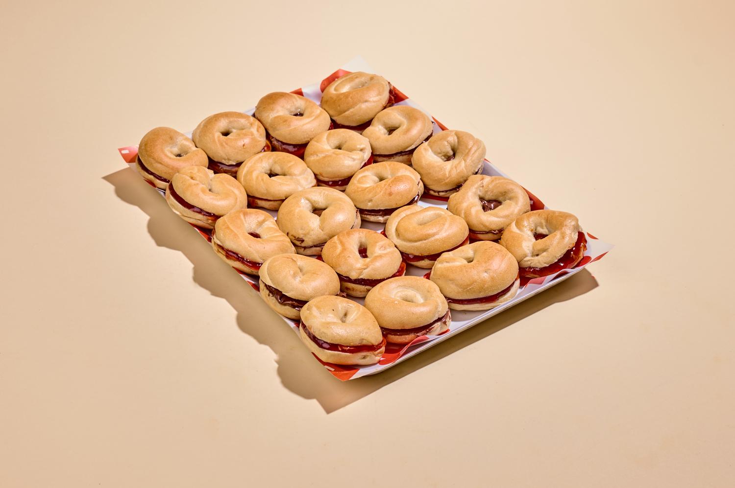 Sweet tooth's Mini Bagel Platter