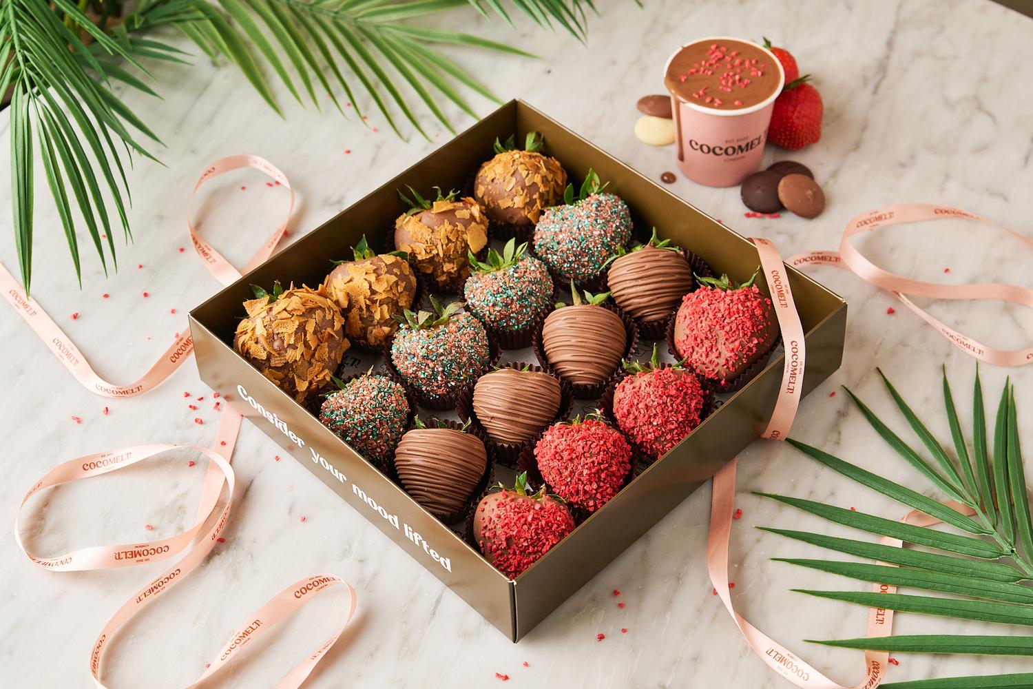 Box of 16 Chocolate Covered Strawberries