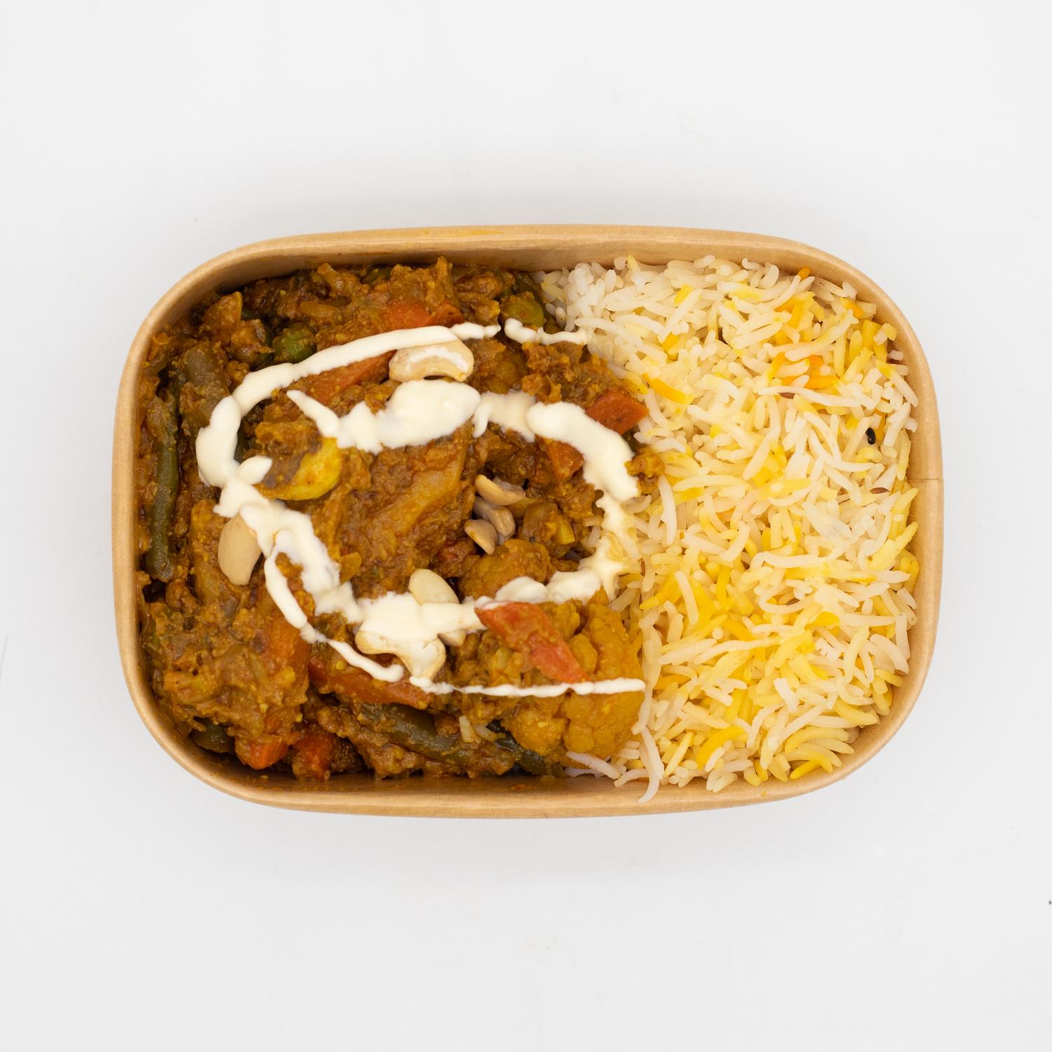 Dal Makhani & Rice Box