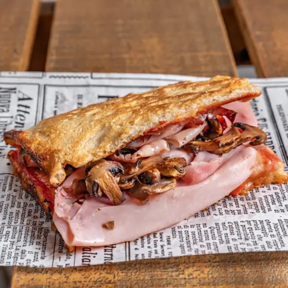 Ham and Mushrooms Pizzette