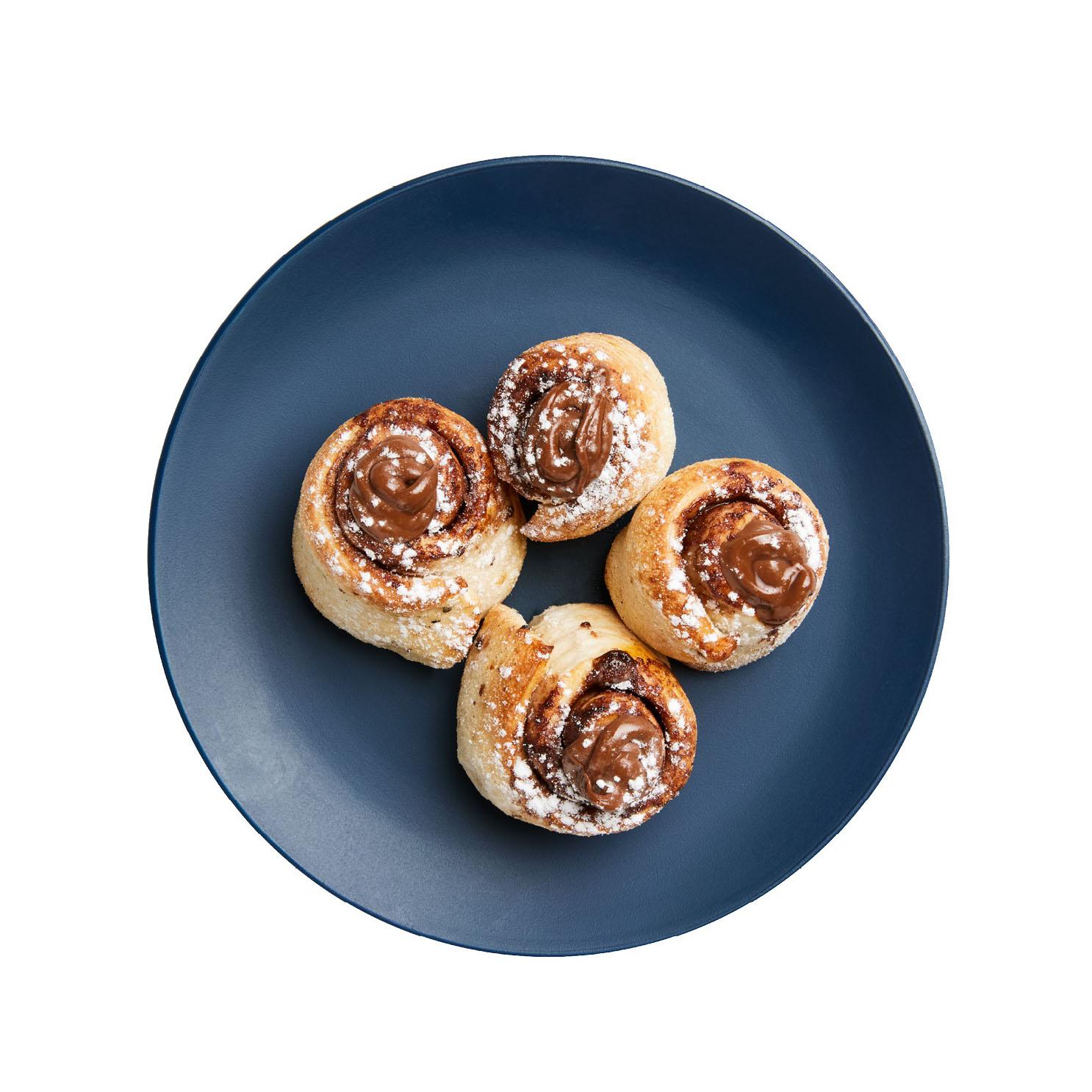 Chocolate Hazelnut Scrolls (4 Pieces)