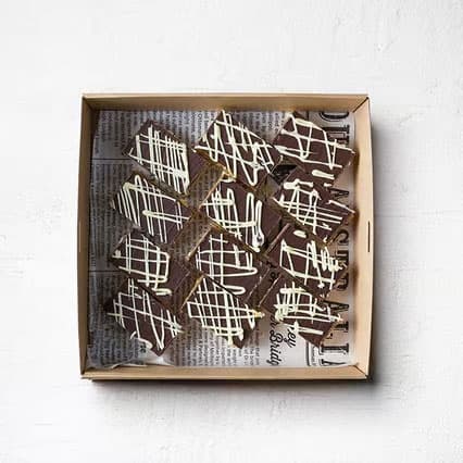 Salted Caramel Slice Box (18pcs)
