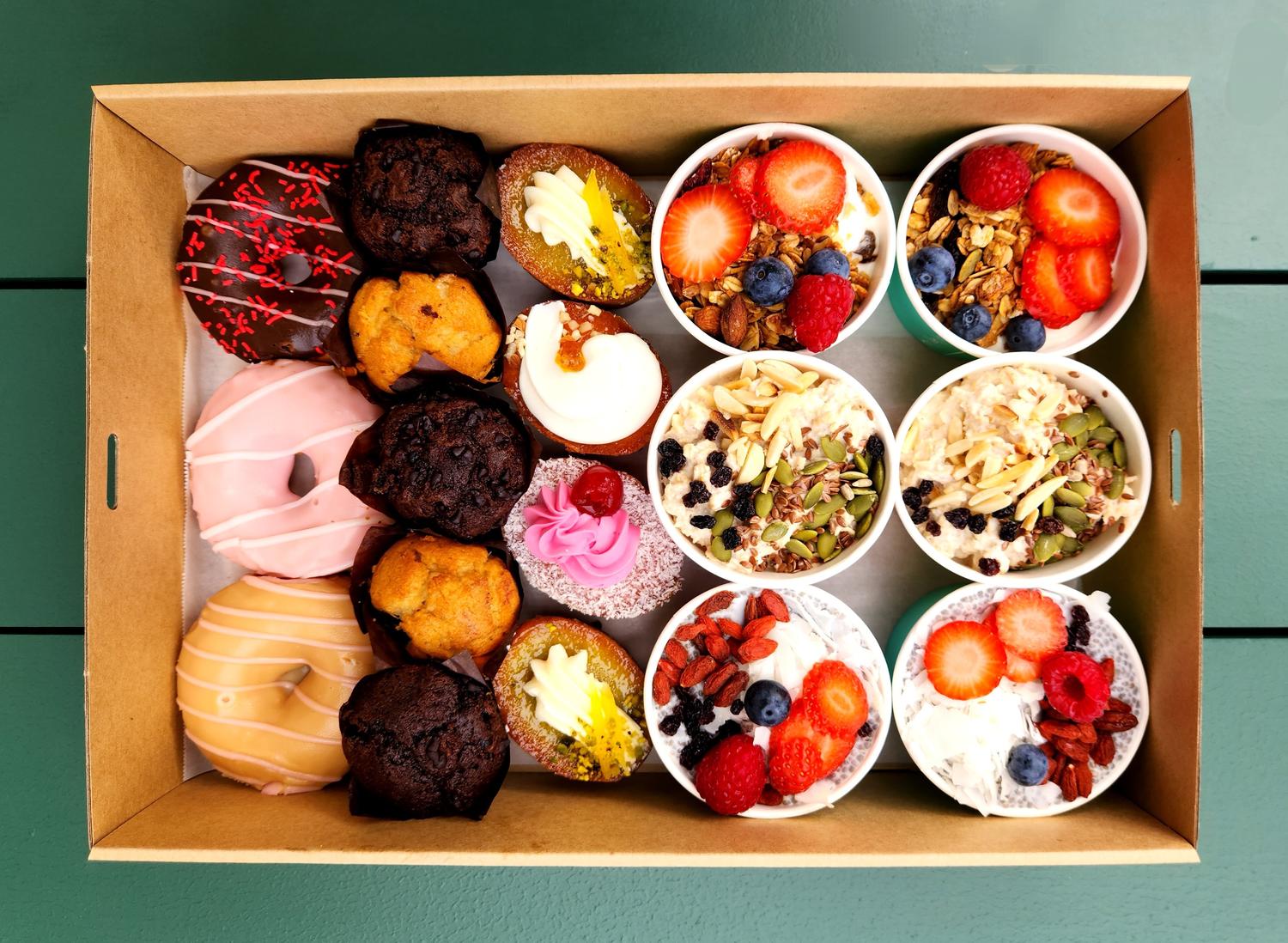 Health Pot & Bakery Selection 2 (Box of 18)
