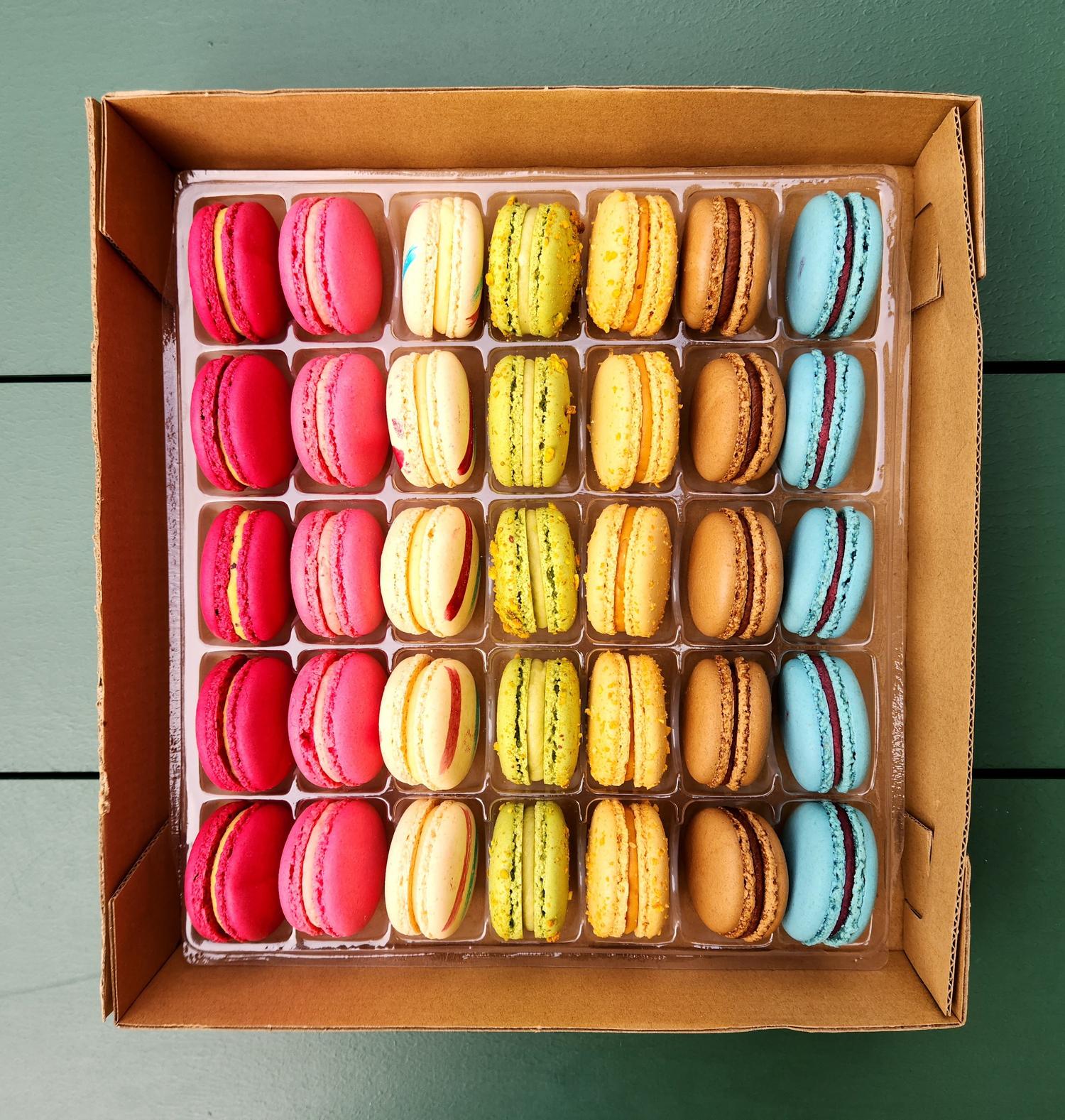 Pride Assorted French Macaroon Rainbow (Box of 35)