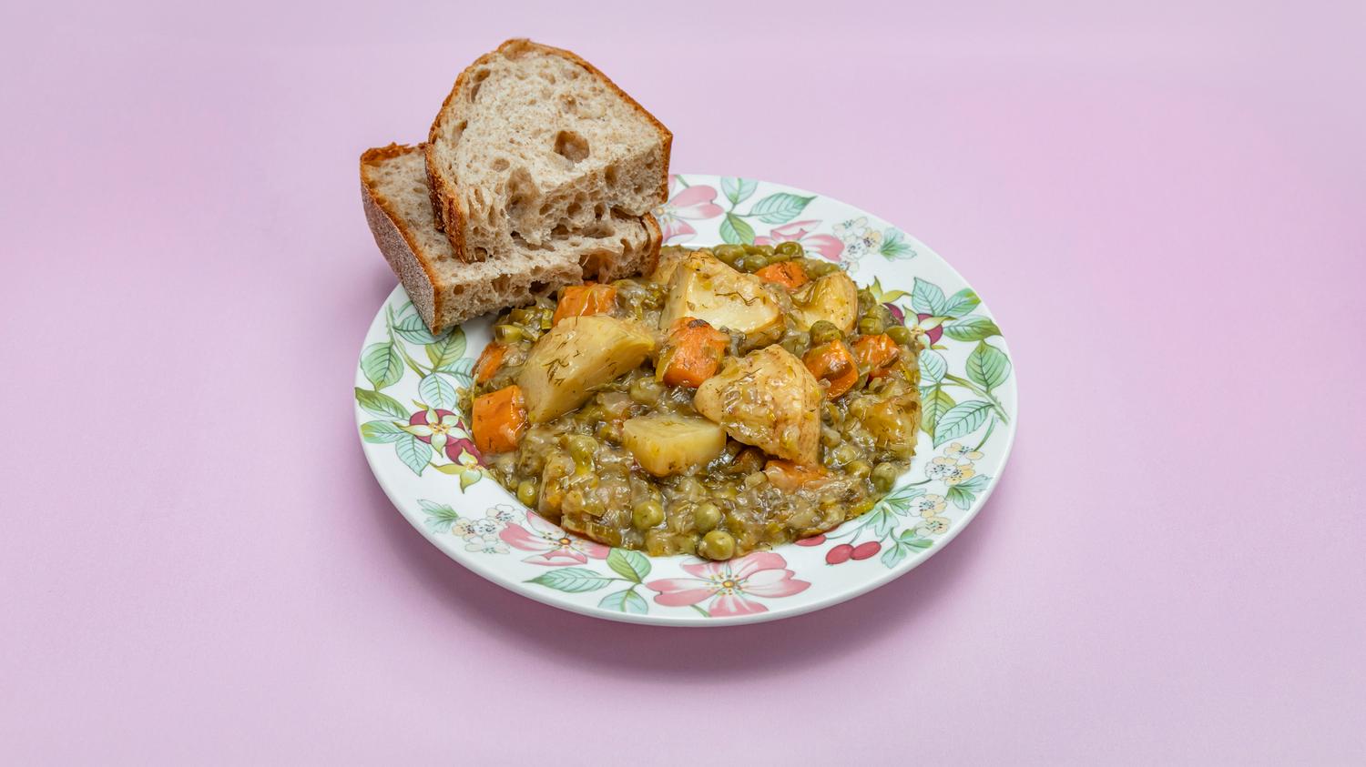 Lemon artichoke stew - Agginares me araka