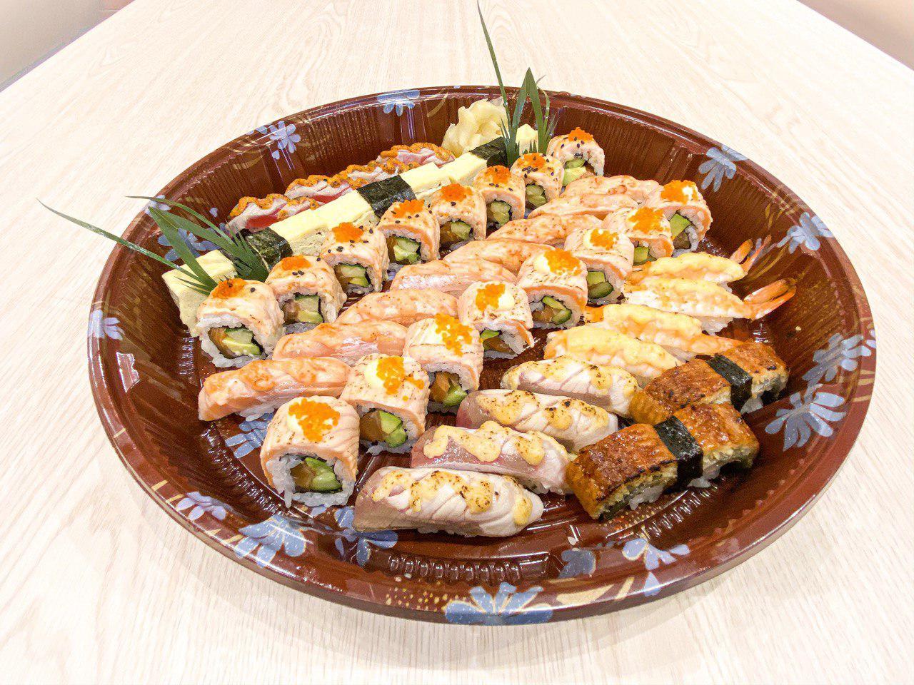 Aburi Sushi Platter (44 pieces)