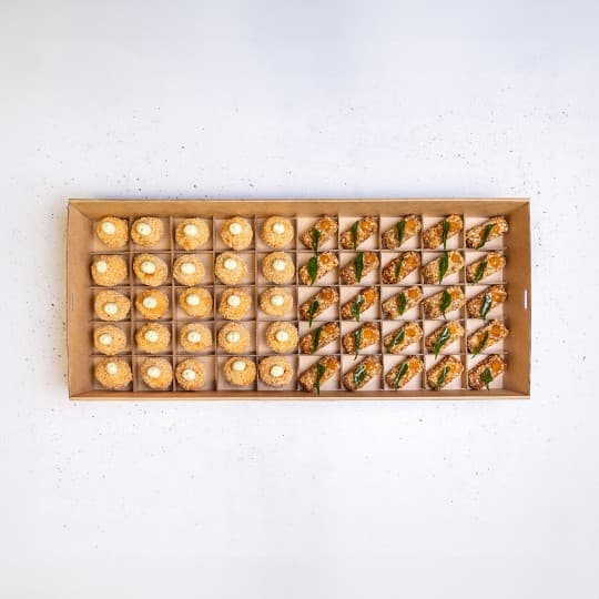 Hot Canape Box  (50 Pieces)