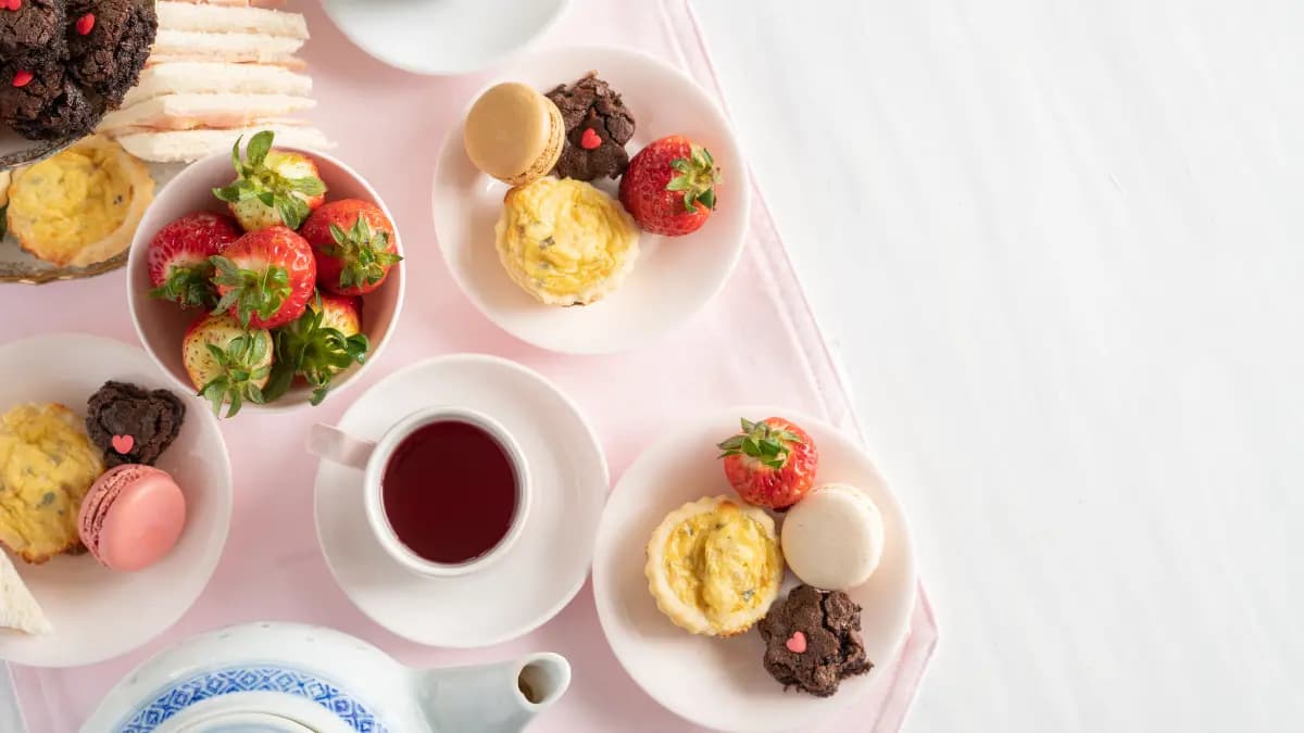 Morning & Afternoon Tea: Gold (2 Items)