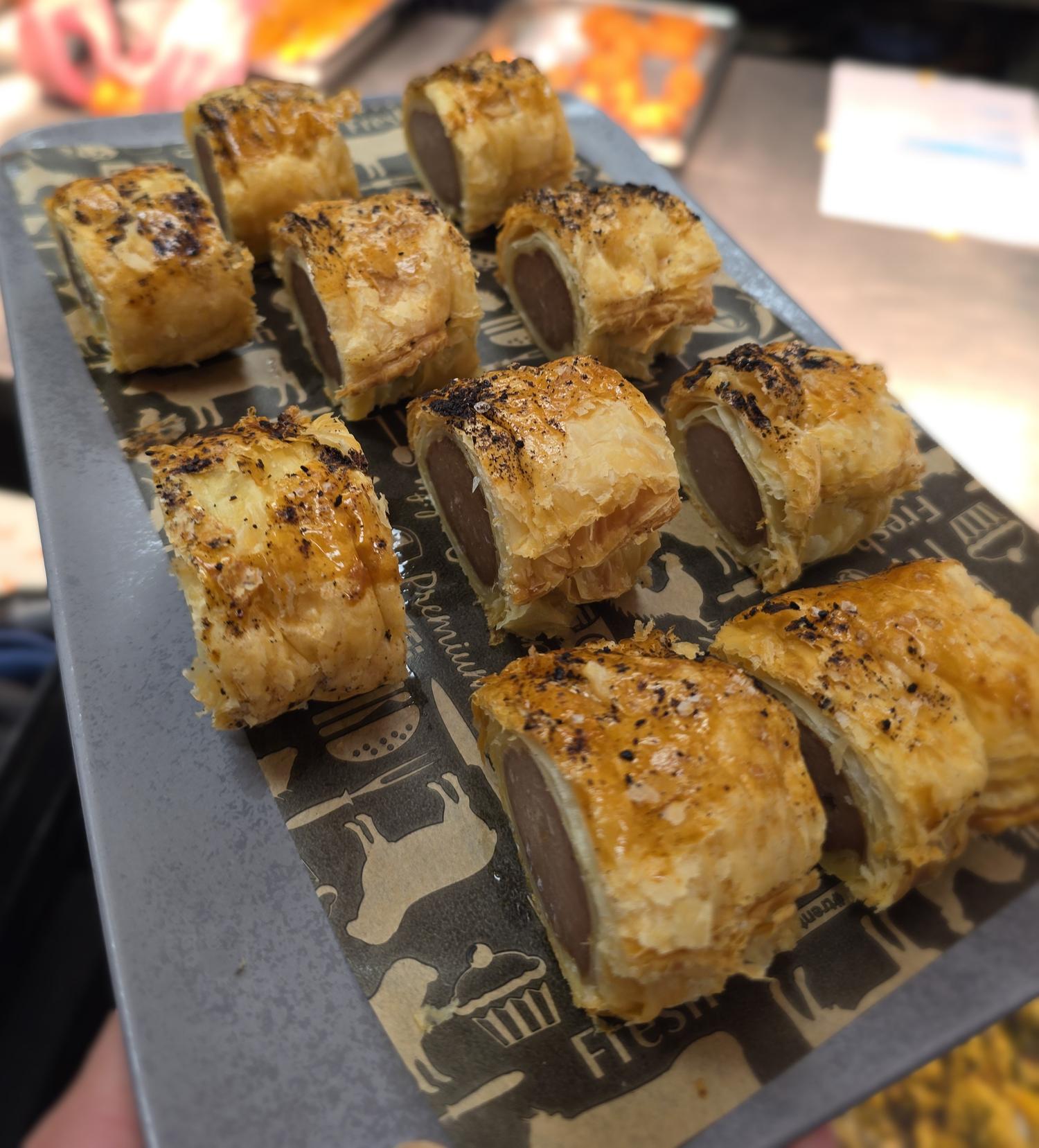 Pepperberry, Beef & Onion Sausage Roll