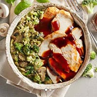 S4024MYMC Smokey BBQ Chicken Creamy Broccoli, 300g