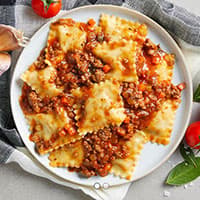 S4008MYMC Beef Ravioli in Napolitana Sauce, 380g