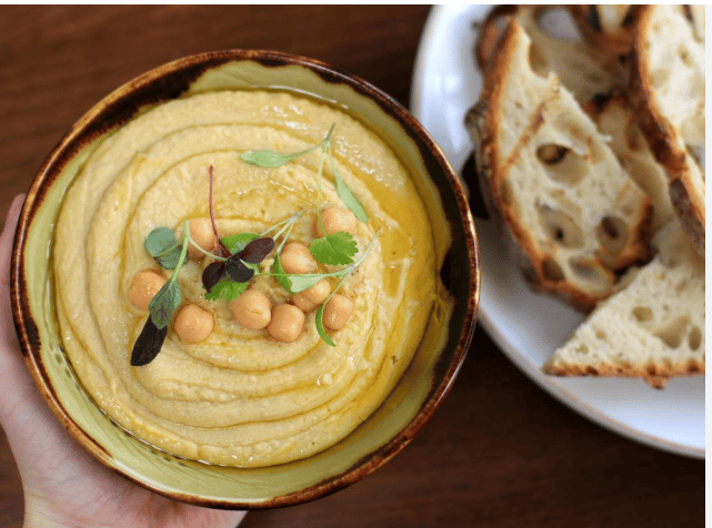 Hummus & Sourdough 