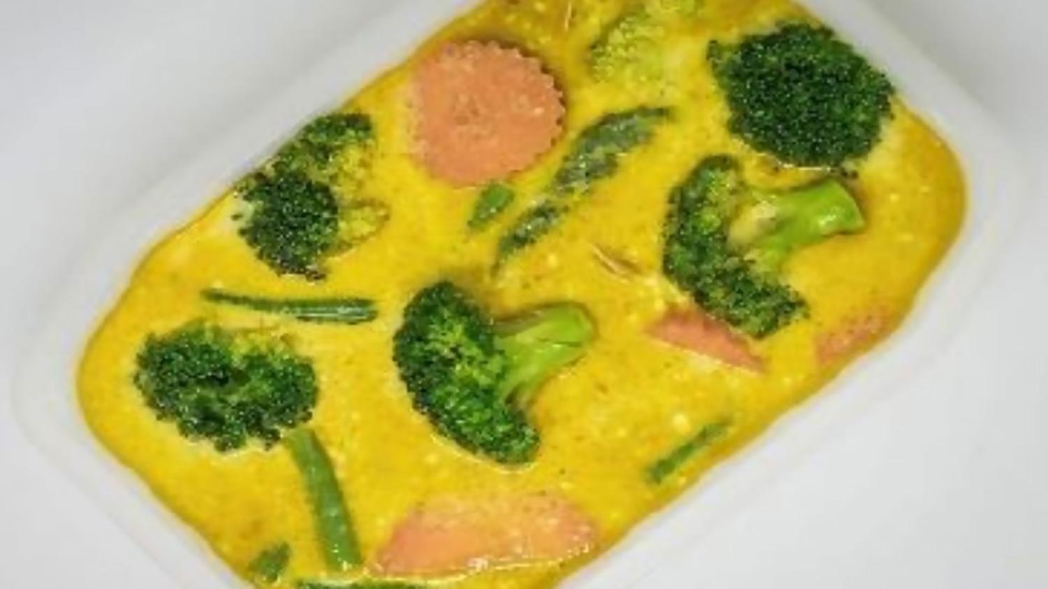 Rice with Thai Green Curry Vegetables