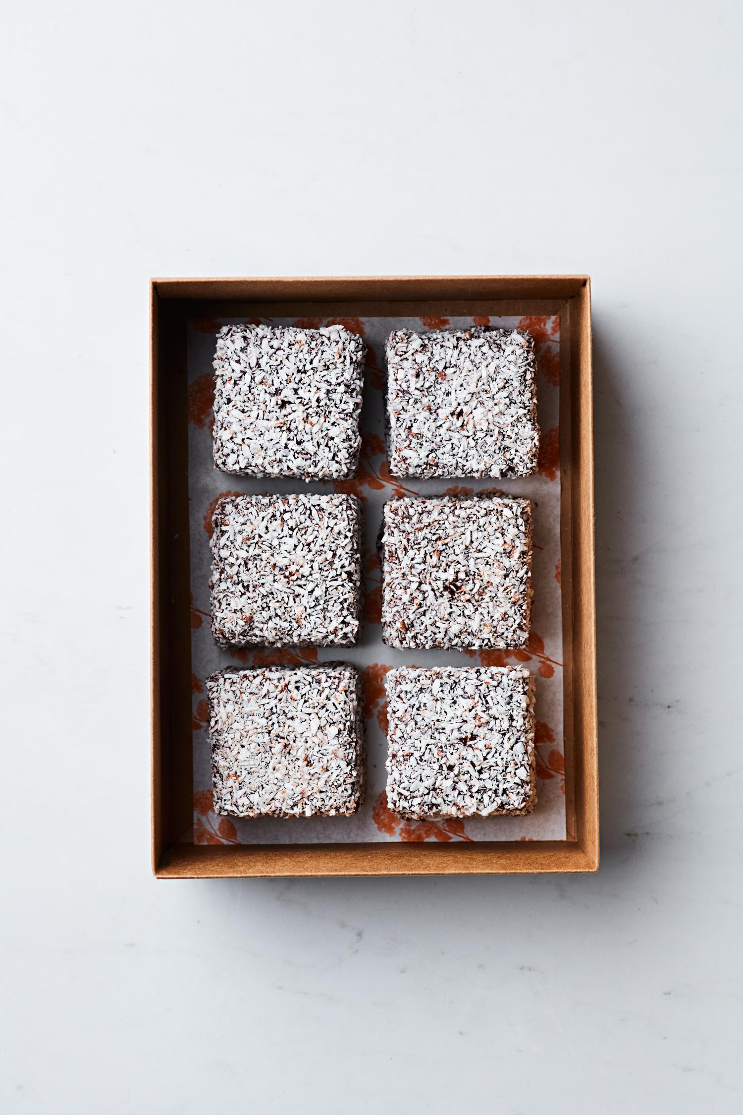 Lamington Box