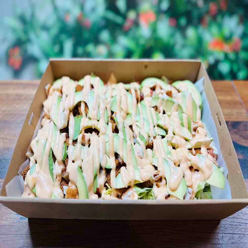 Crispy Chicken Avo Salad Box