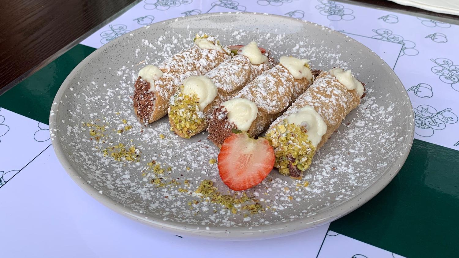 Sicilian Cannoli