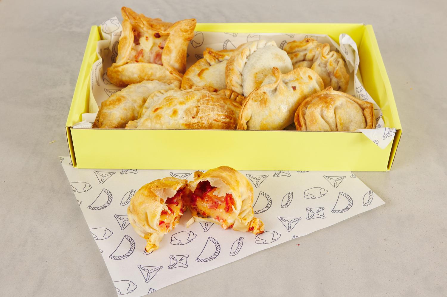 Bundle of 9 empanadas