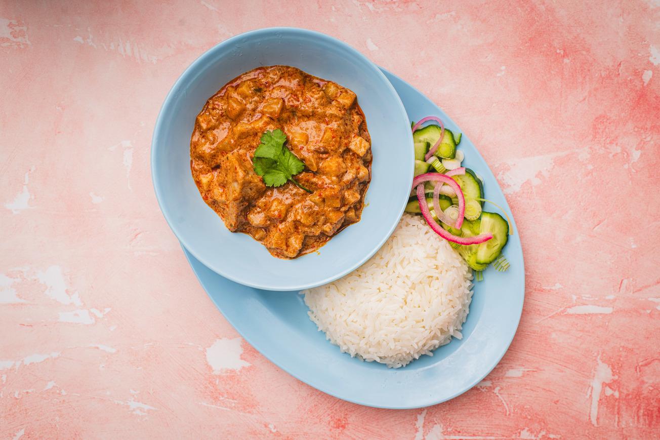Jackfruit Rendang - with rice and salad