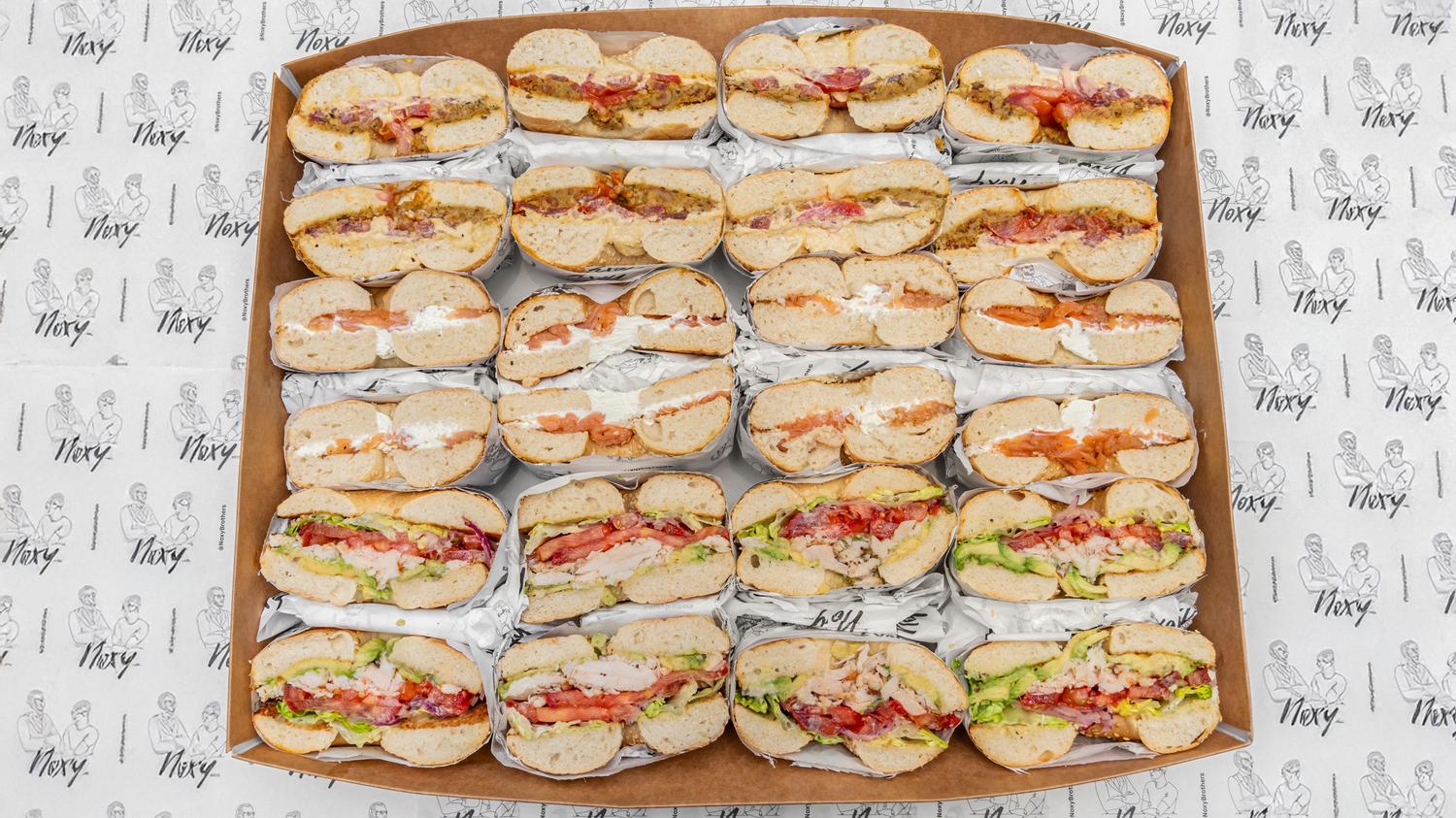Noxy Bagel Box for 12