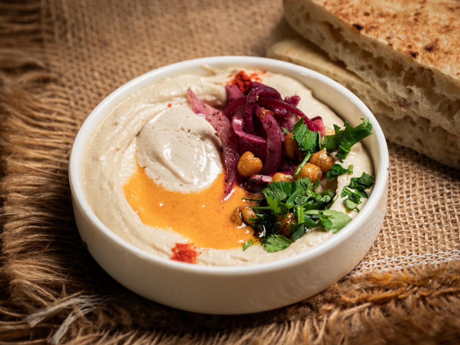Hummus with 1 pita 