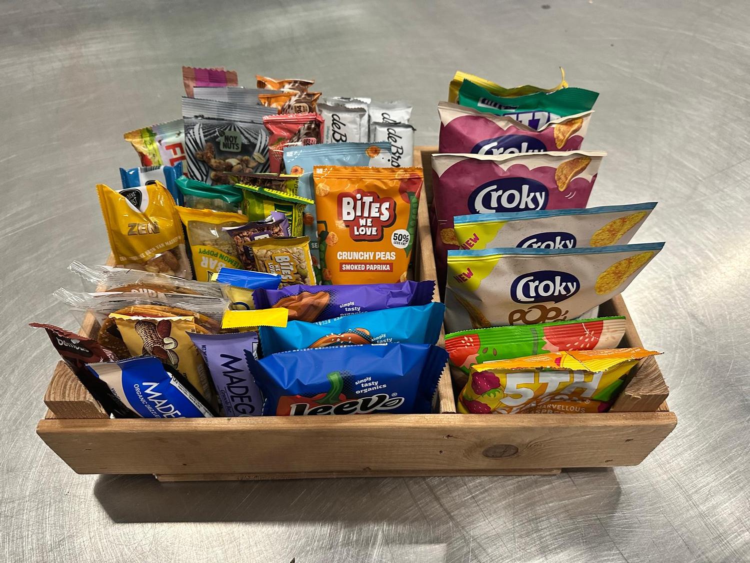 Snack box - 40 pieces inc. display