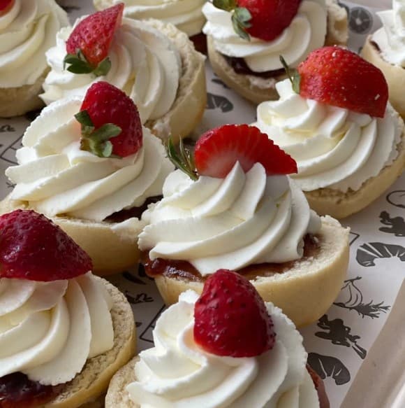 Traditional Scone with Jam & Cream