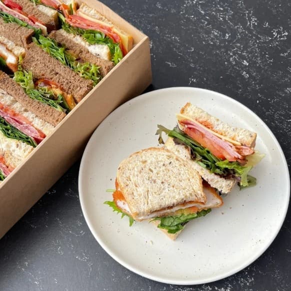 Deli Style Gourmet Rolls