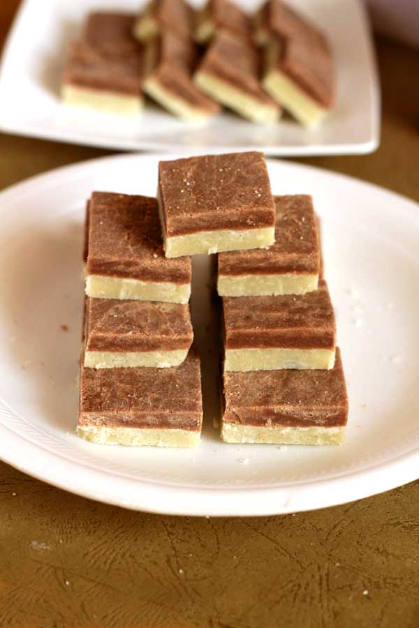 Chocolate Barfi Sharing Platter (V) - for 12