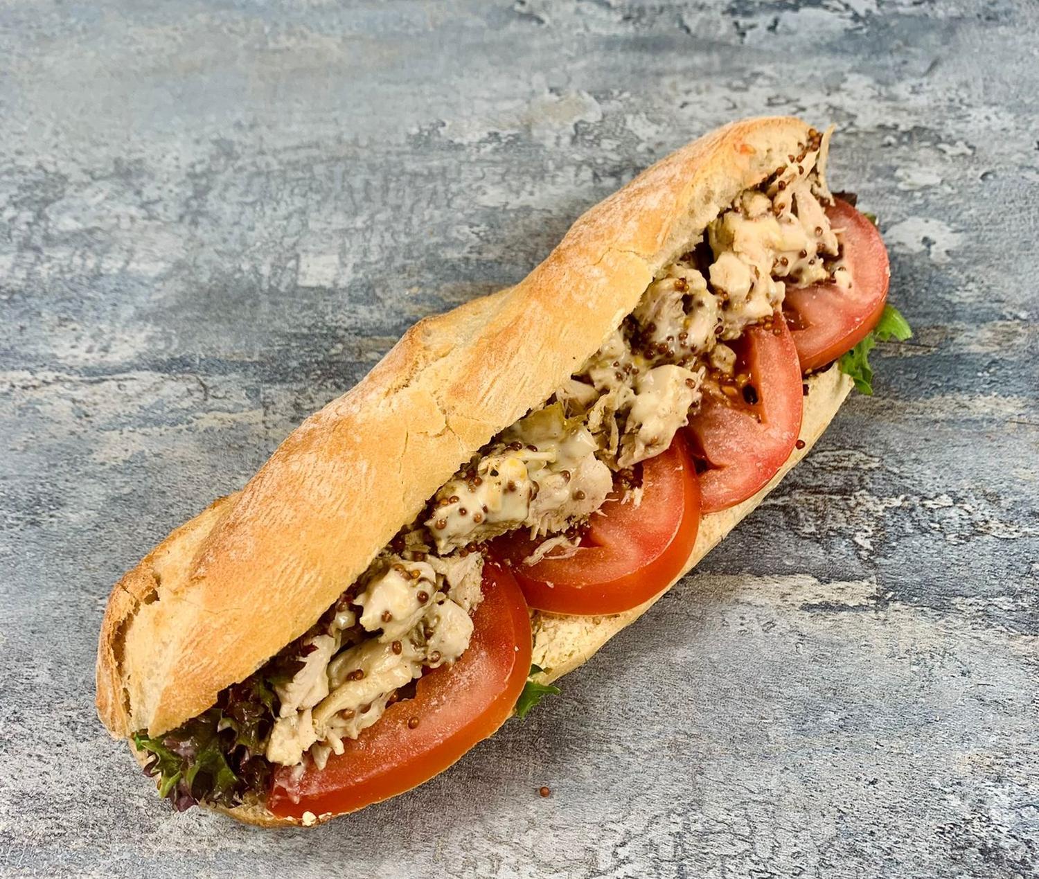Large baguette with Chicken & tomato