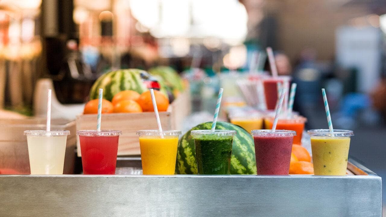 Smoothie & juice bar station pop up
