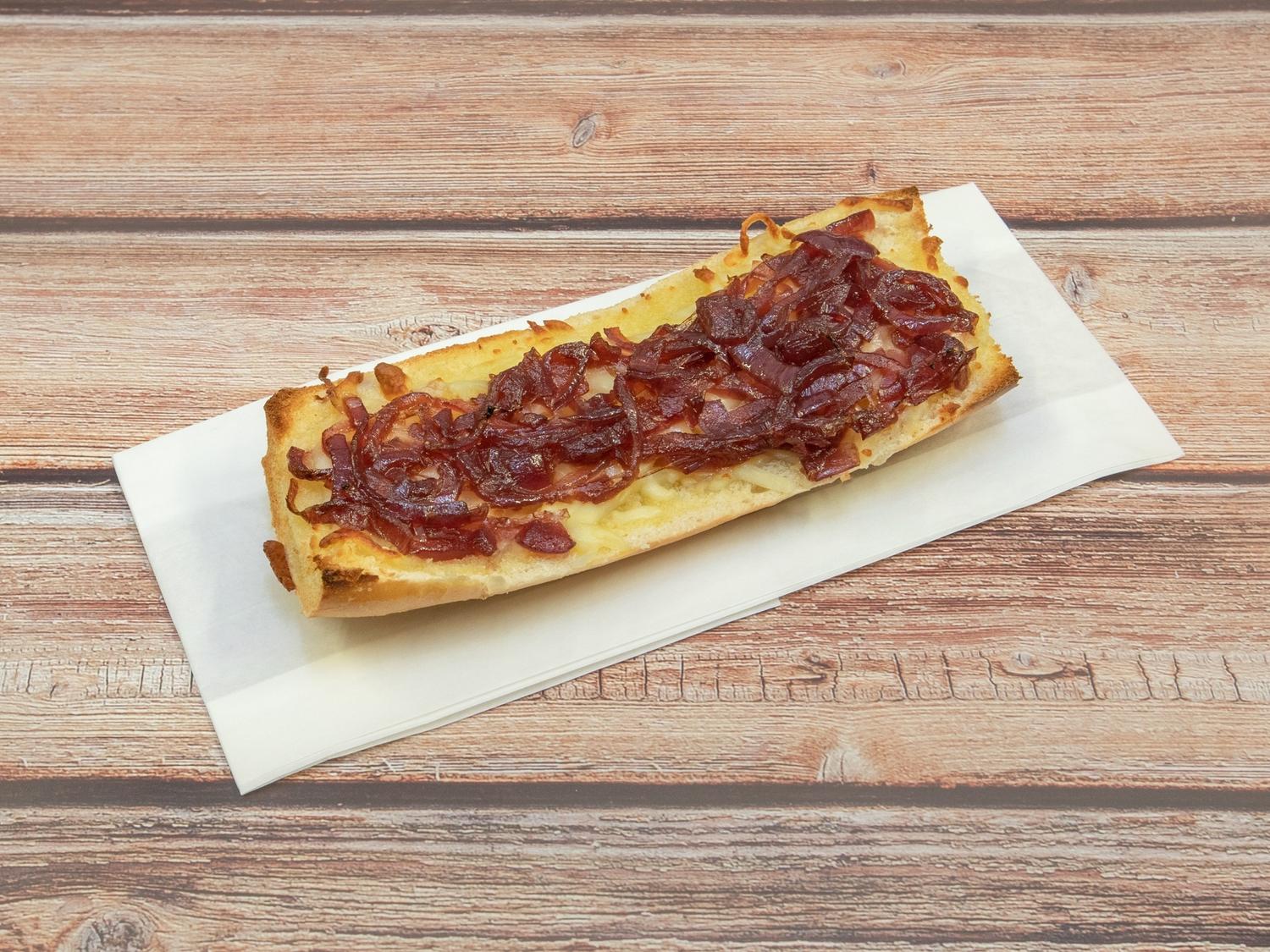 Garlic bread cheese and onion (v) 