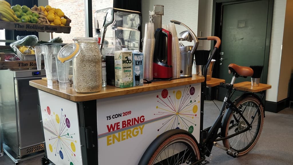 Smoothie Mobile Bar Hire 
