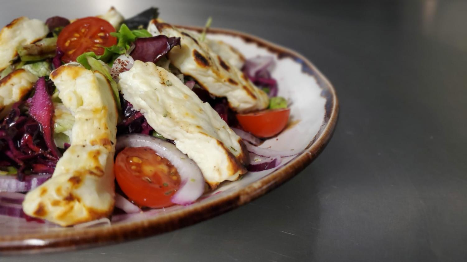Grilled Hellim Salad