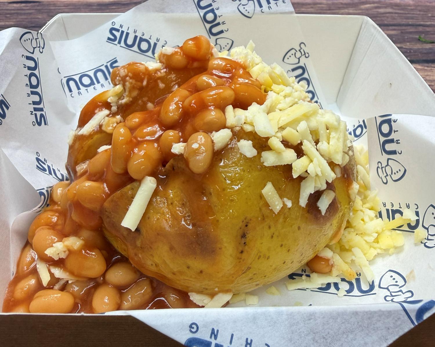 Jacket potato with cheese & beans