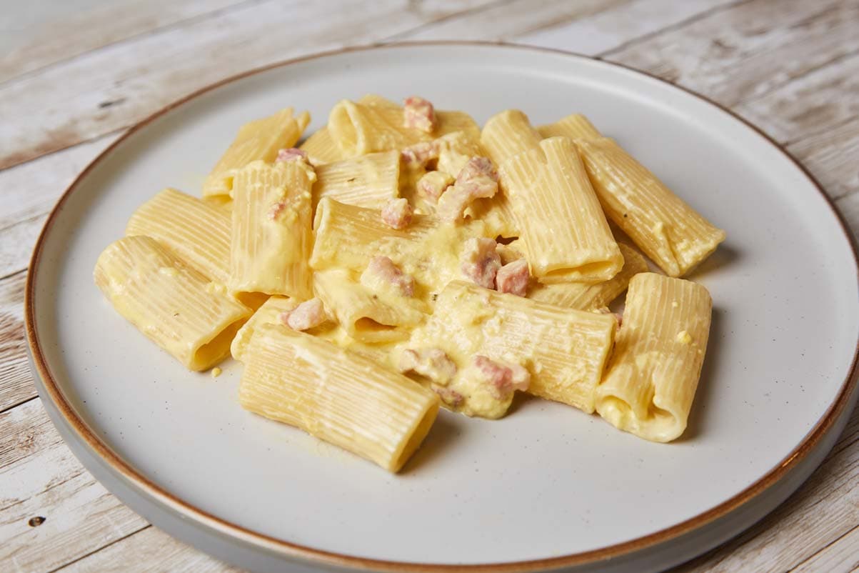 ARTISAN RIGATONI CARBONARA