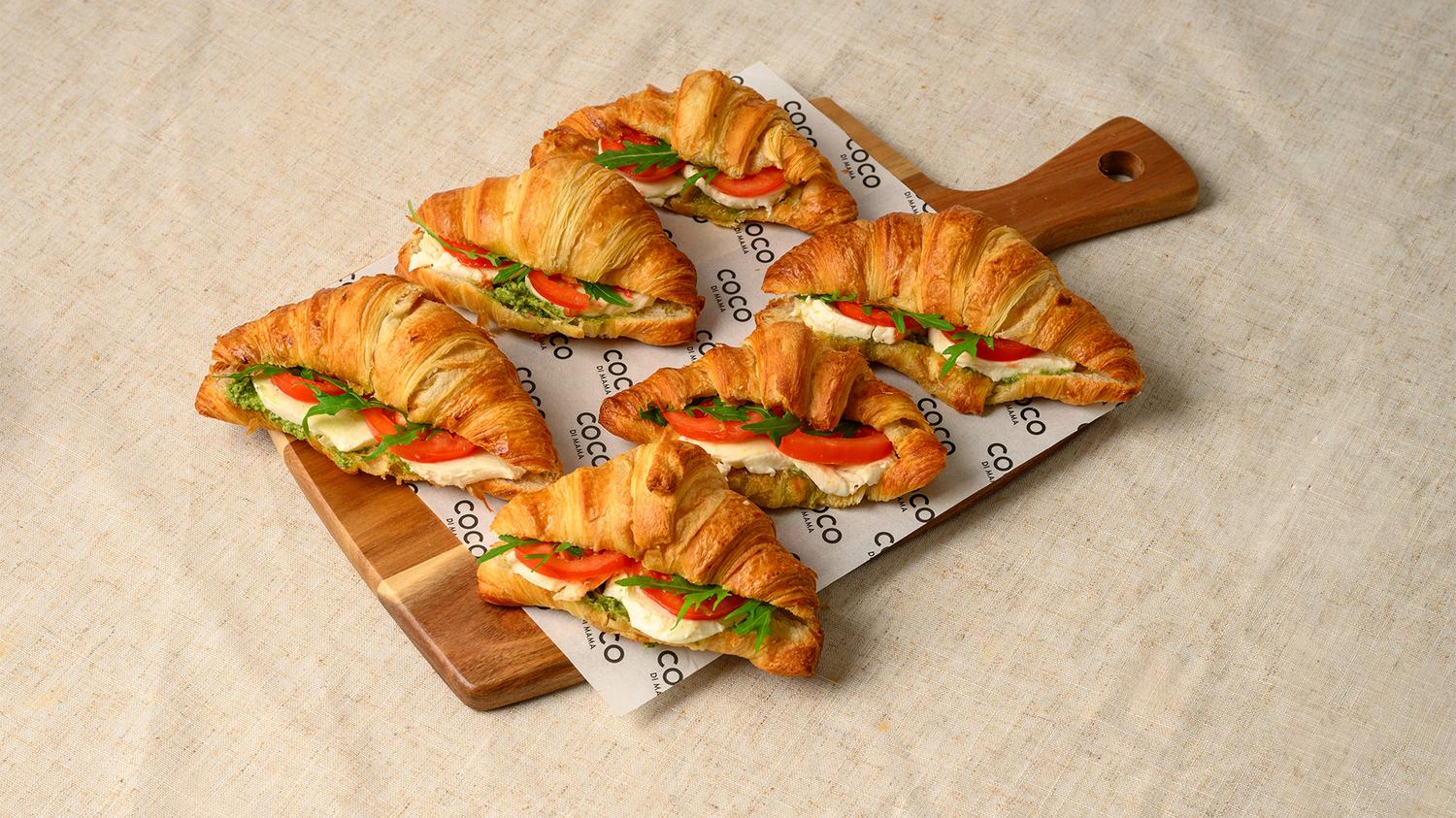 PLATTER - Caprese Croissant (V)