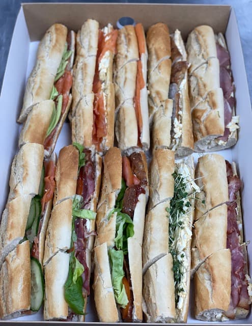 Large Breakfast Baguette Box