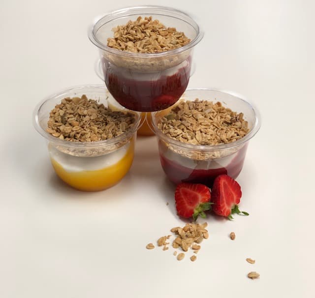 Granola Yoghurt Pots